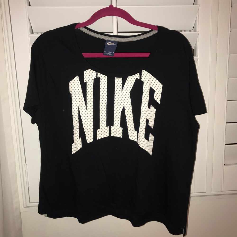 Nike athletic t shirt